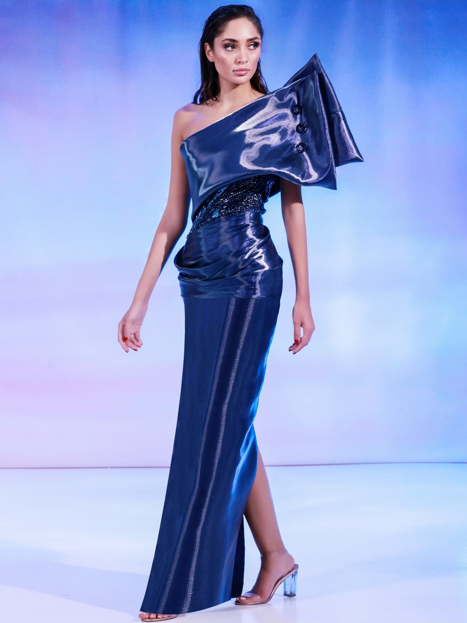 SS154 - Deep blue crystal mikado dressDeep Blue US 01